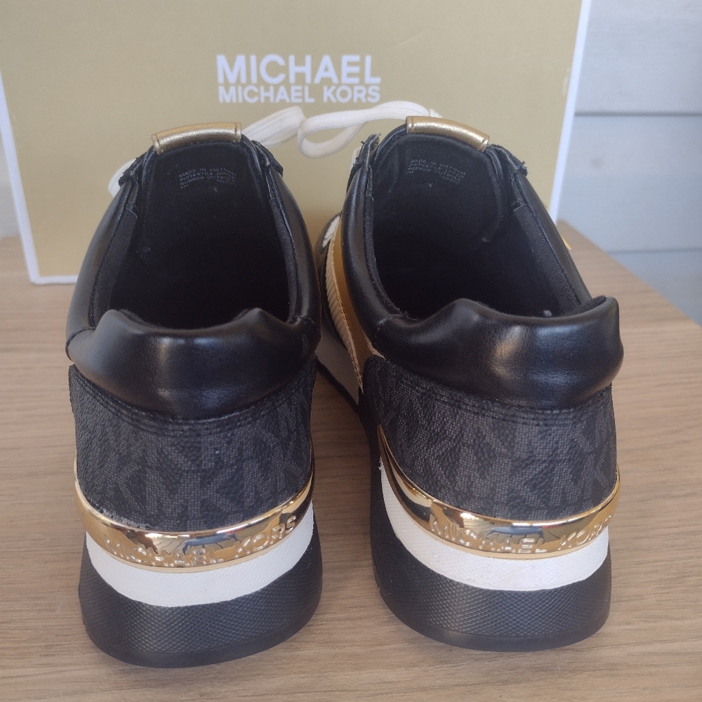Michael Kors Allie Black/Gold  Trainer Sneakers 9M - Picture 5 of 10